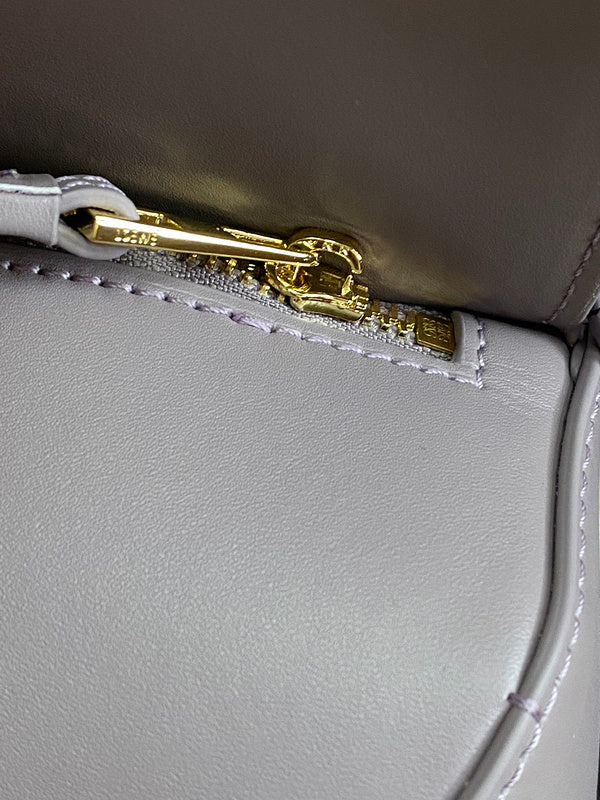 Amelia's Bag Gallery - LWO Bags - 622