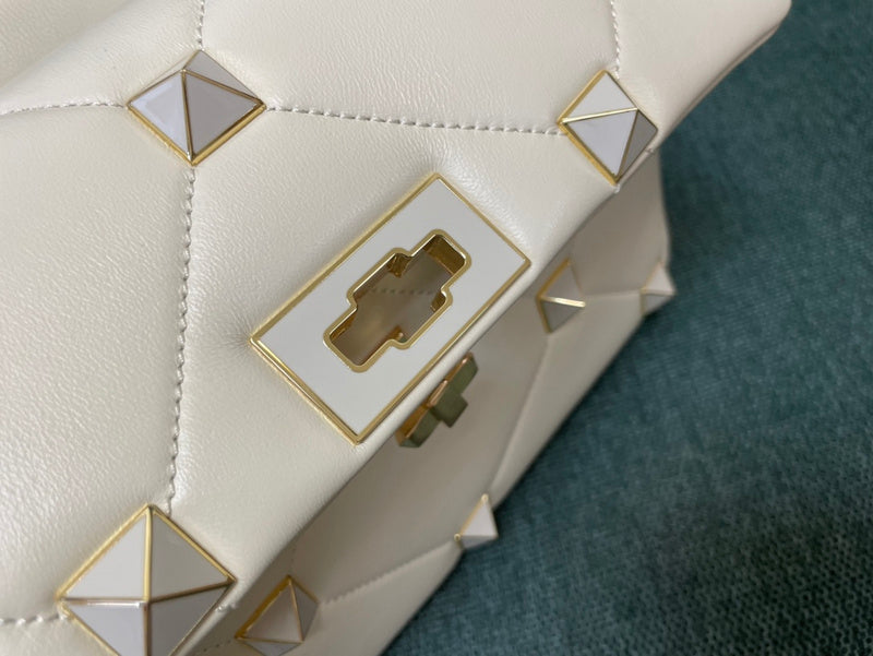 Amelia's Bag Gallery - VEL Bags - 940