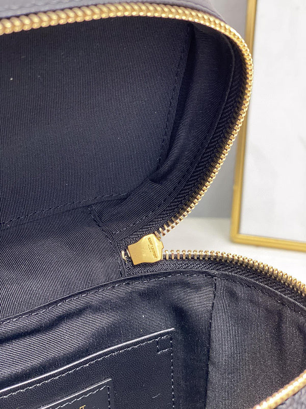 Amelia - YSL Bag - 2133
