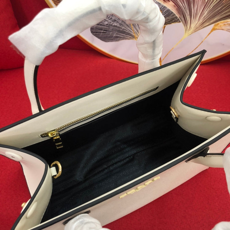 Barnes-Bags - Prada Bags - 791