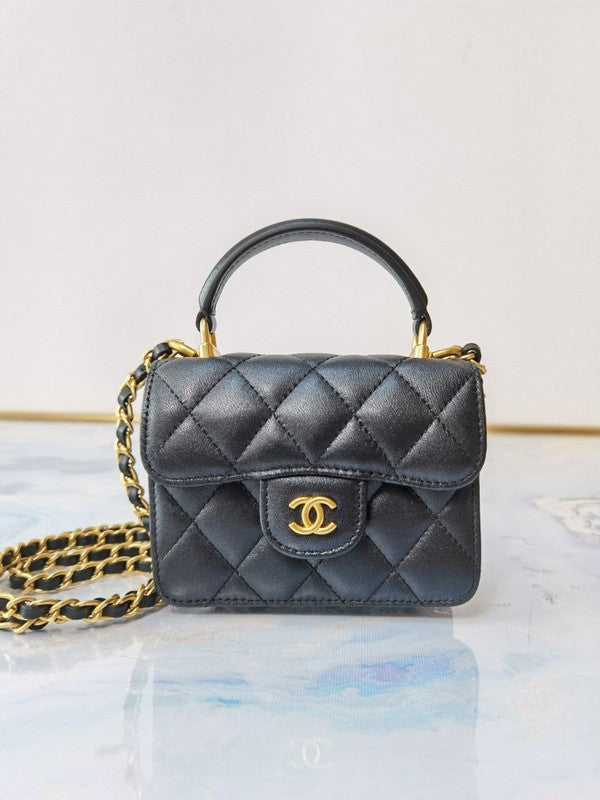 Wellow Bags - Chanel - Bags  - 338