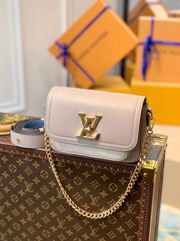 Fan Fashion Lu-Vi bags - 17544