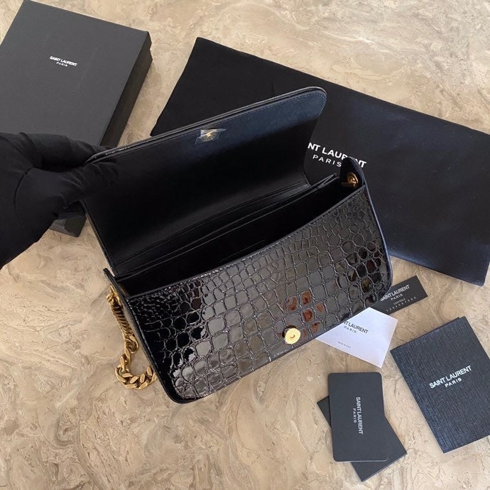 Amelia - YSL Bag - 3748