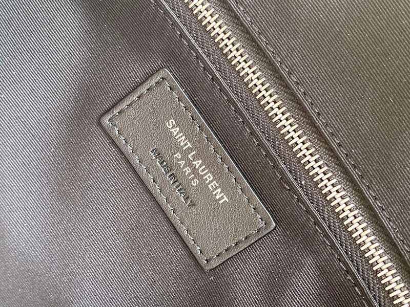 Amelia - YSL Bag - 4170