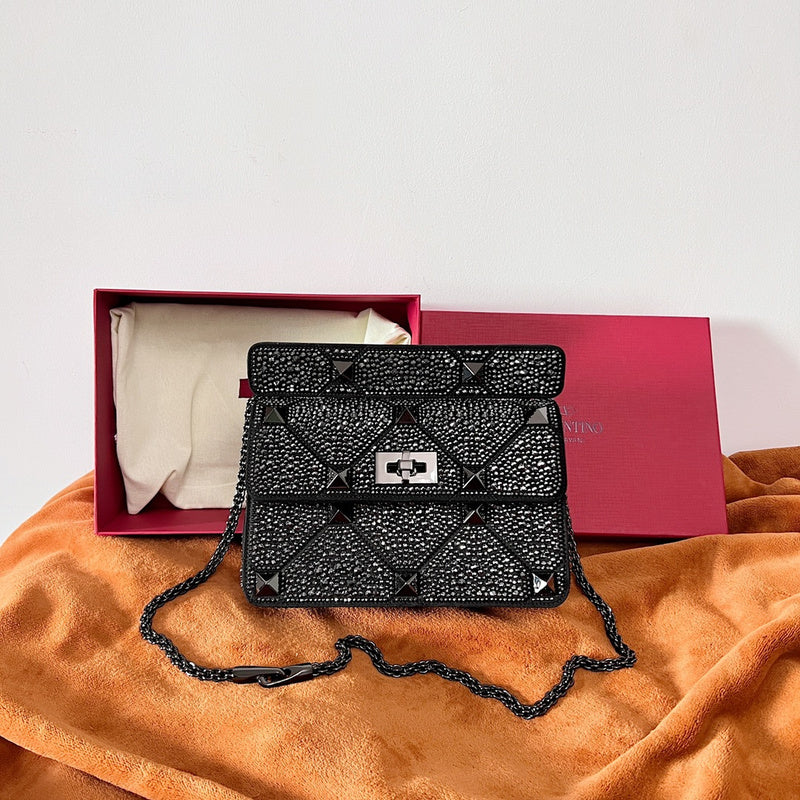 VAL LUXURY BAGS - FOR FASHION LOVERS  AFFORDABLE LUXURY BAGS- 611