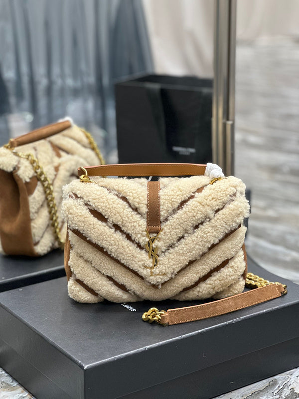 Amelia - YSL Bag - 3919