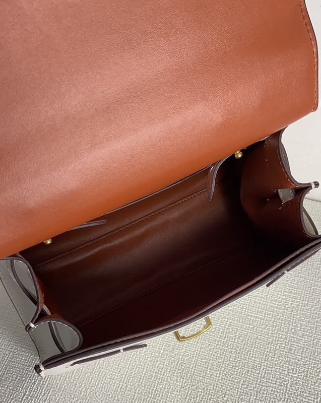 Amelia-i CAH Bags - 334