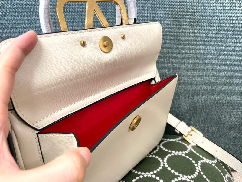 Amelia's Bag Gallery - VEL Bags - 821