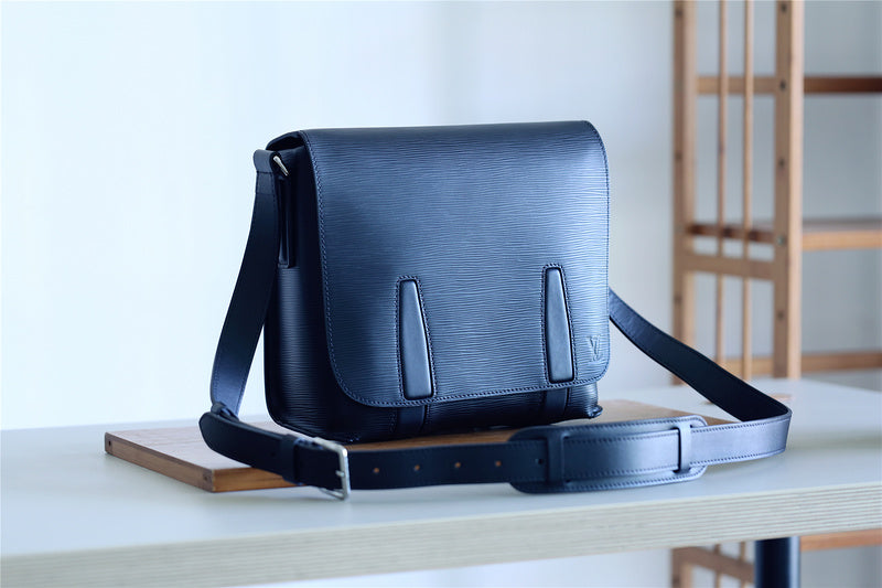 Fan Fashion Lu-Vi bags - 10475
