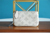 Fan Fashion Lu-Vi bags - 8976