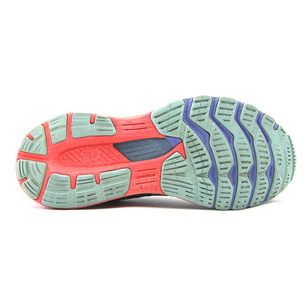 ASICS GEL KAYANO 28