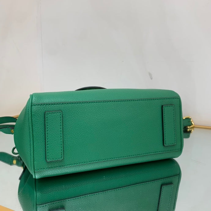 Amelia's Bag Gallery - VAR Bags - 163