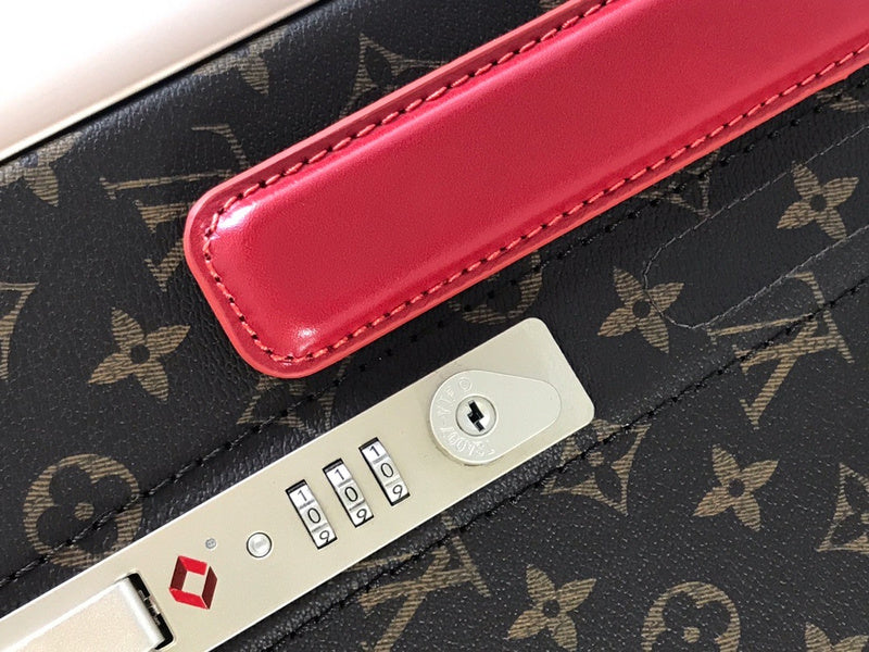 Fan Fashion Lu-Vi bags - 11400