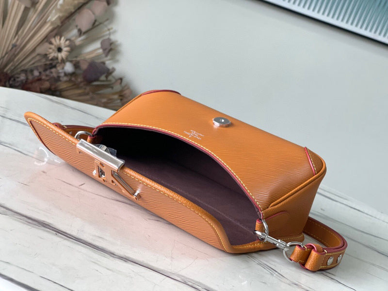 Fashion Lu-Vi bags - 3956