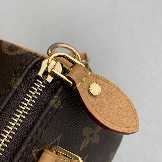 LU VI Nano Speedy Monogram Canvas For Women, Women’s Handbags, Shoulder Bags 6.3in/16AmeliaLV M81085