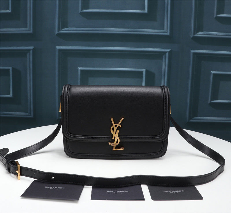 Amelia - YSL Bag - 2136