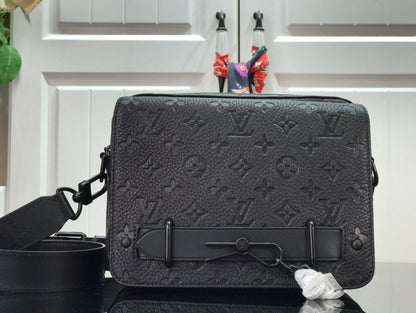 Fan Fashion Lu-Vi bags - 17638
