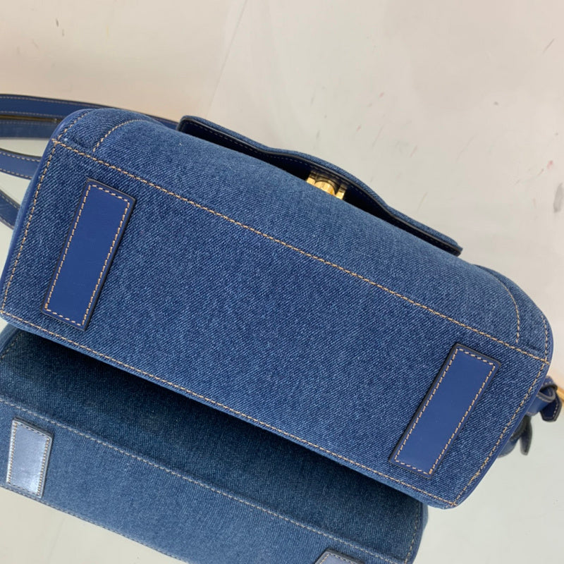 Amelia's Bag Gallery - VAR Bags - 206