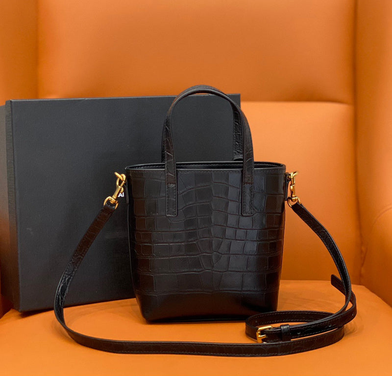 Amelia - YSL Bag - 2054