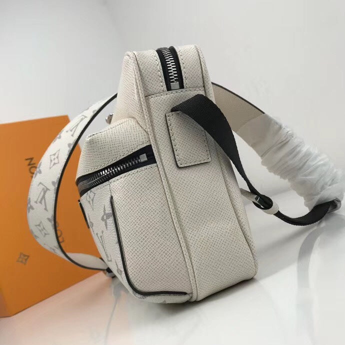 Fan Fashion Lu-Vi bags - 10452