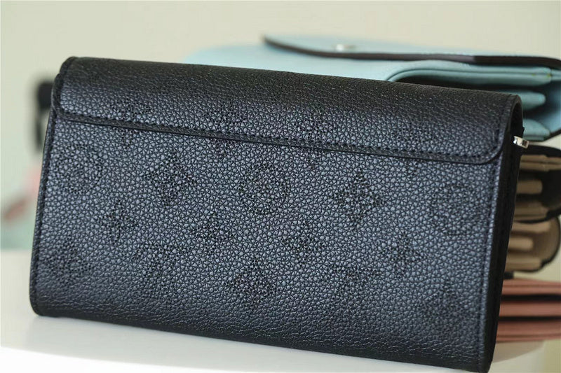 Fan Fashion Lu-Vi bags - 8767