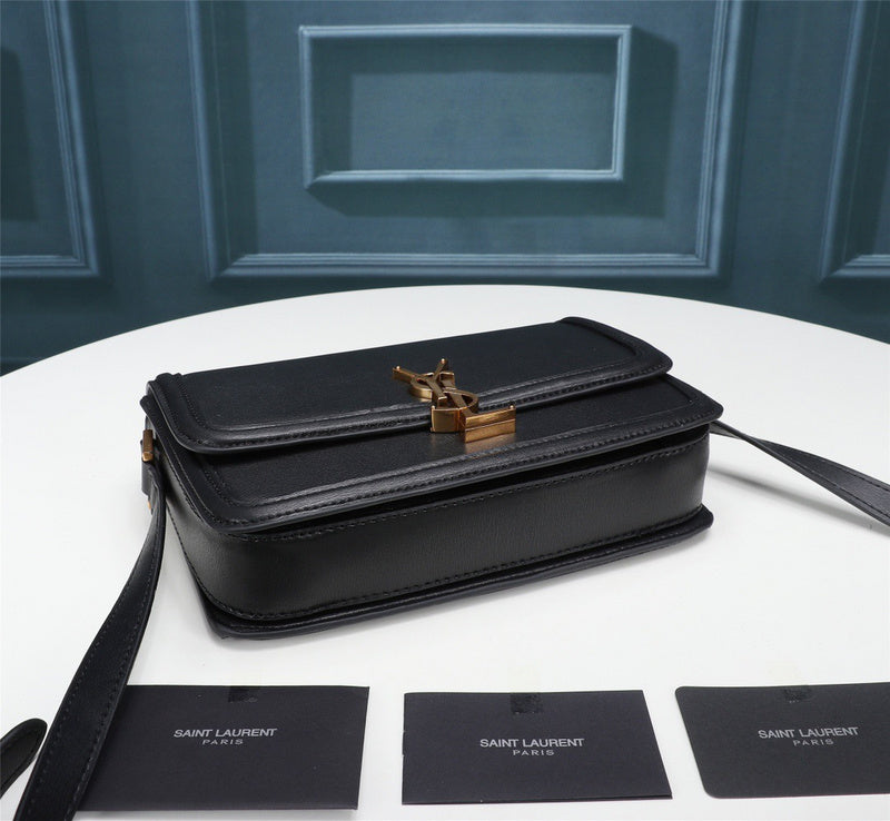 Amelia - YSL Bag - 2136