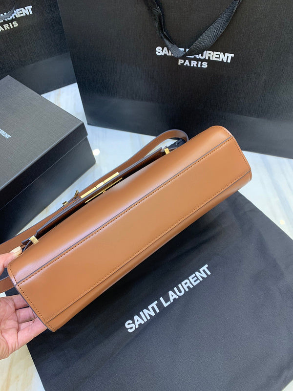 Amelia - YSL Bag - 2390