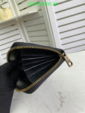 Amelia - CAH Wallet - 045