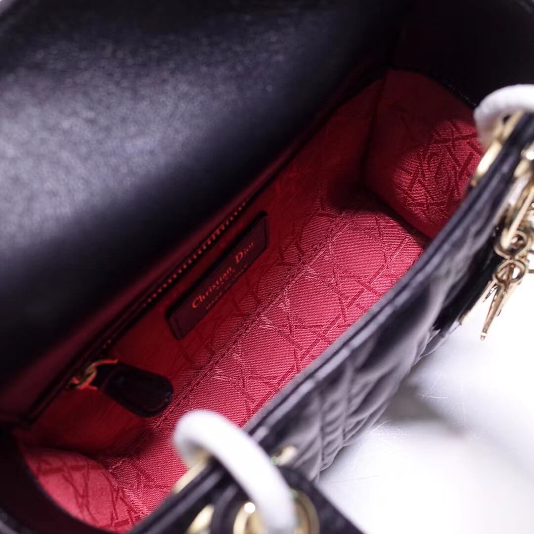 DIR 44531 Mini lady classic minisize 17cm black red