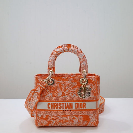 DIR 44532 Lady D-Lite Reverse orange 24CM