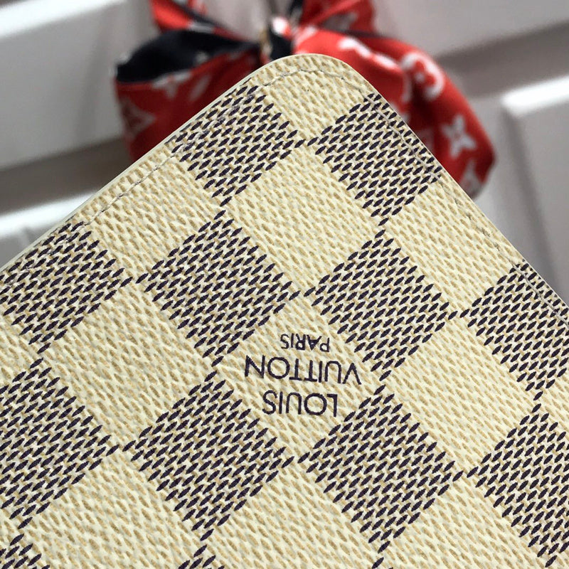 Fan Fashion Lu-Vi bags - 9312