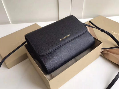 Burberry Bags - Bagsattire   487