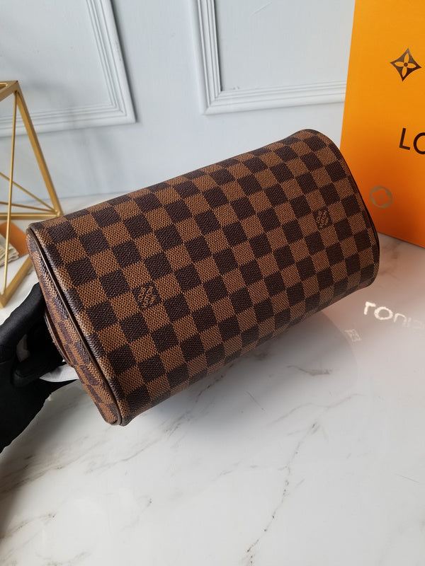 Fan Fashion Lu-Vi bags - 17475