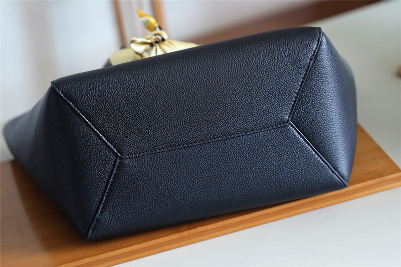 Fan Fashion Lu-Vi bags - 8248