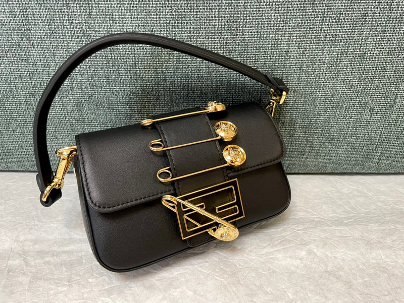 Amelia's Bag Gallery - VAR Bags - 231