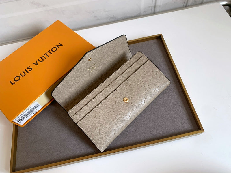 Amelia- LOV  Luxury  Wallets - 667