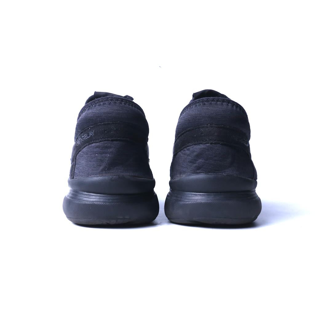 SAUCONY KINETA RELAY
