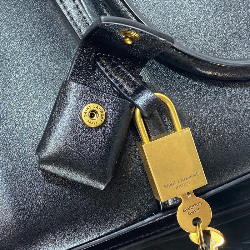 Amelia - YSL Bag - 3708