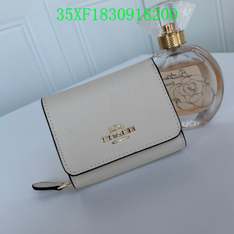 Amelia - CAH Wallet - 080