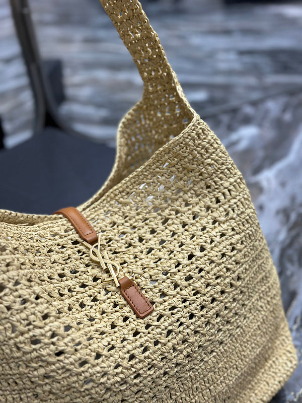 Amelia - YSL Bag - 3935