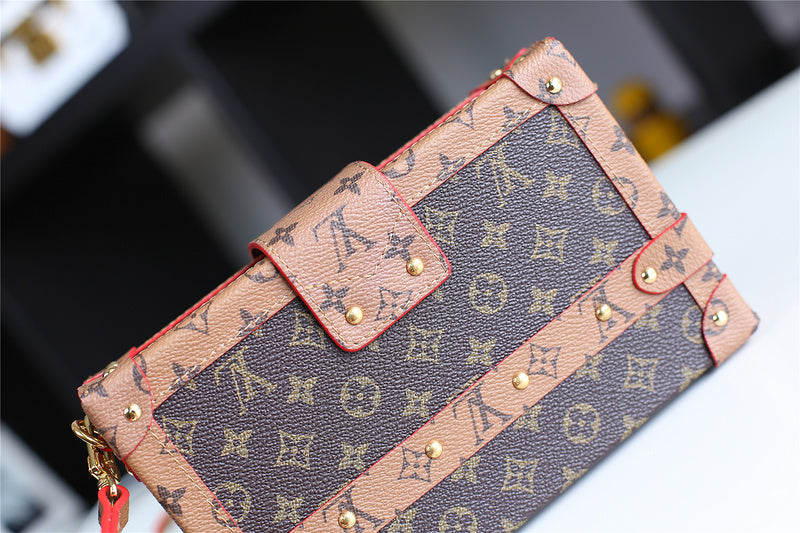 Fan Fashion Lu-Vi bags - 8220