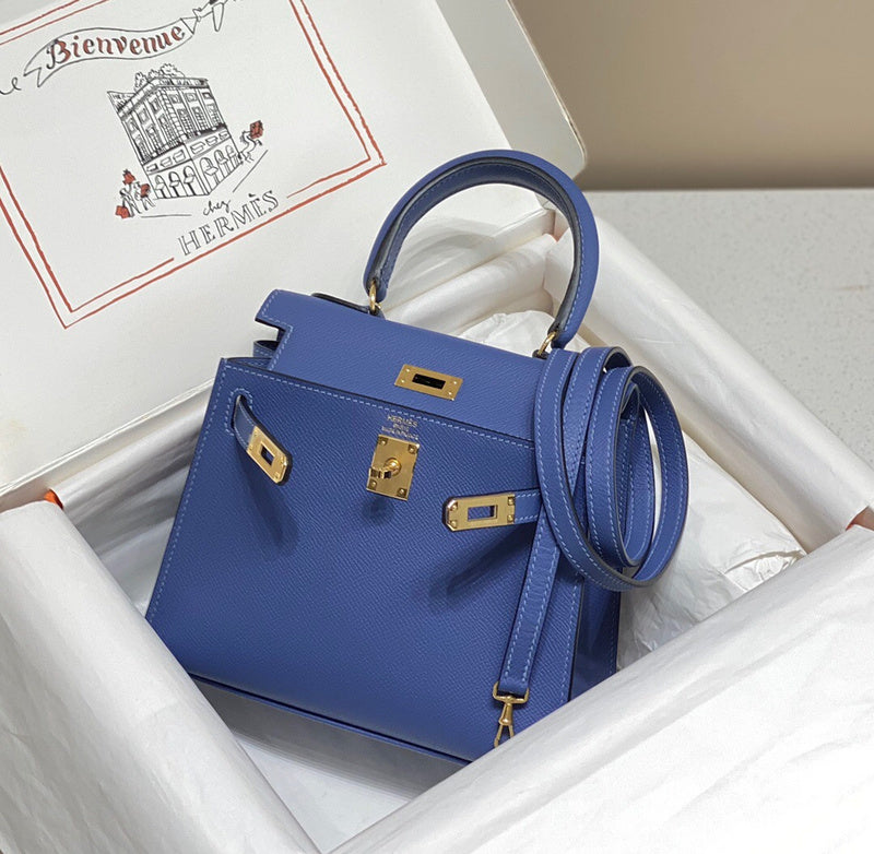 Amelia - HMS Bags - 1727