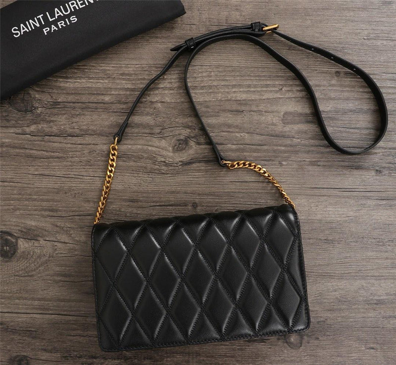 Amelia - YSL Bag - 2907