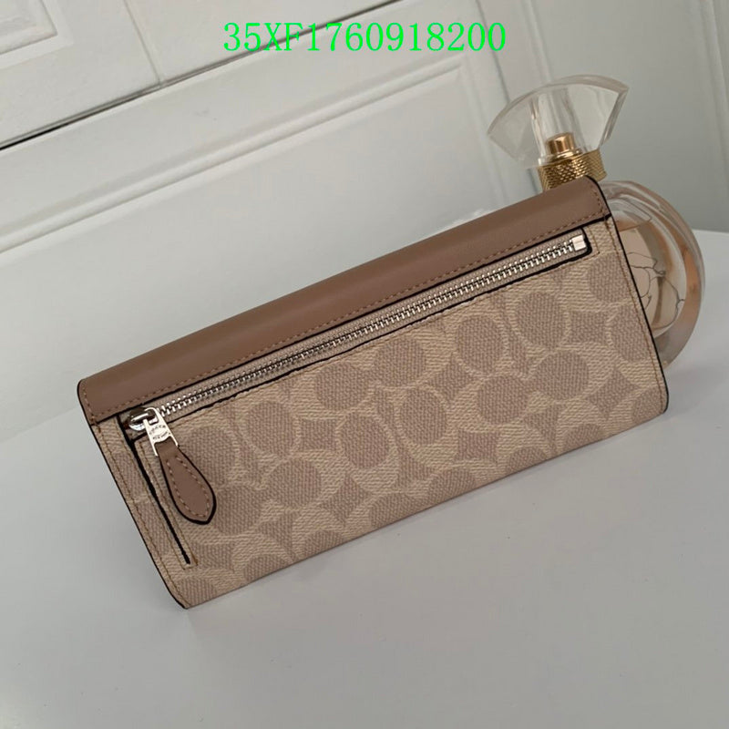 Amelia - CAH Wallet - 082
