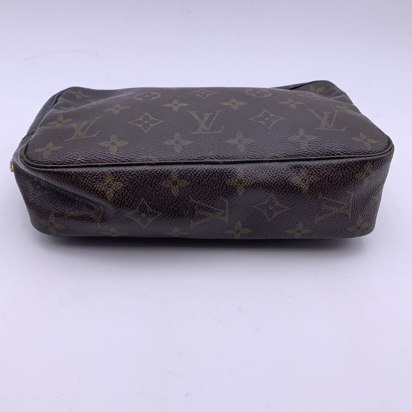LOUIS VUITTON   Monogram Toiletry Trousse 23 Cosmetic Bag
