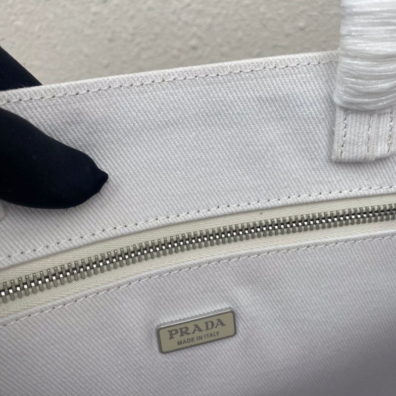 Amelia- PRDA  LUXURY BAGS - 840