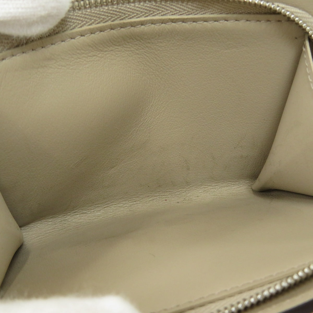 Louis Vuitton Portefeuille Iris Compact Mahina Bifold Wallet