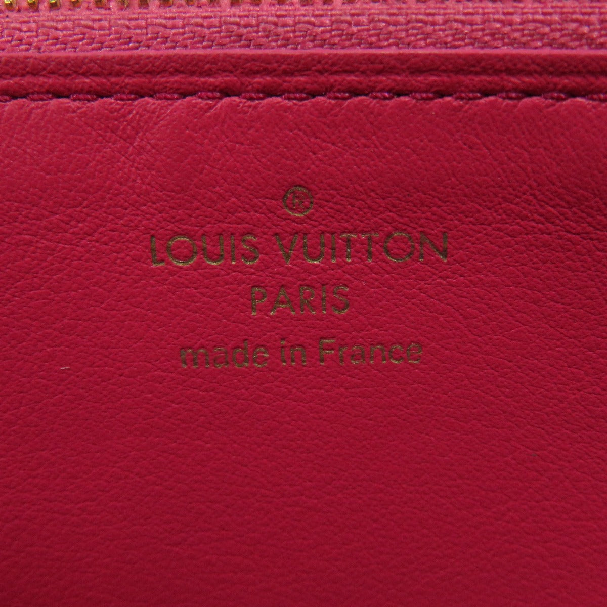 Louis Vuitton Portefeuille Capucines Long Wallet Taurillon
