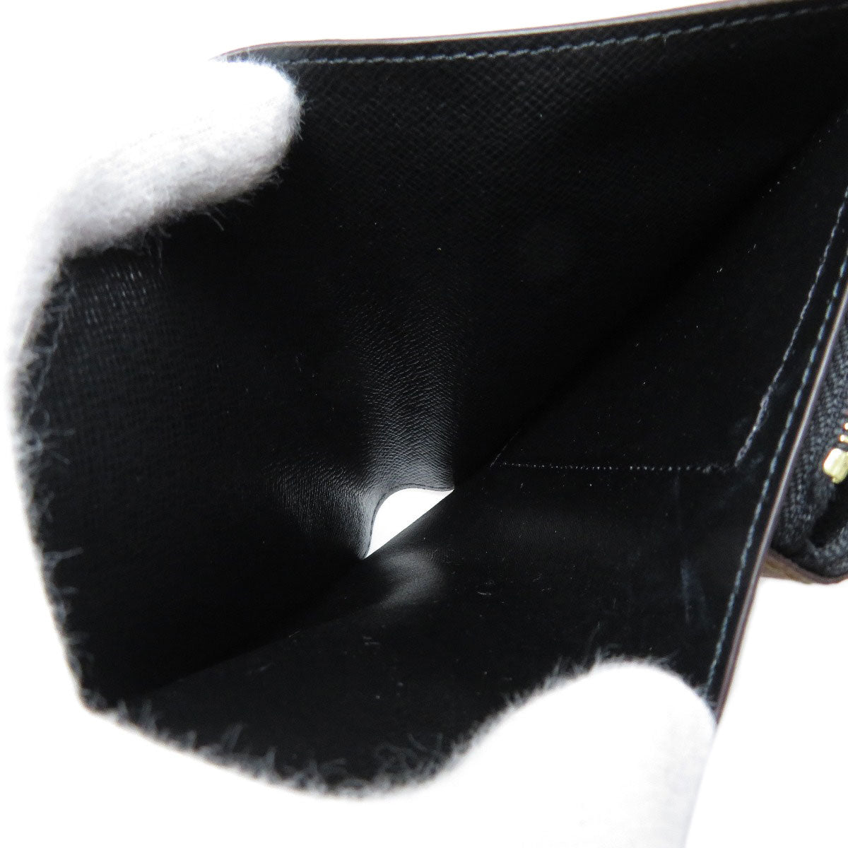 Louis Vuitton Portefeuille Juliet Monogram Giant Bifold Wallet