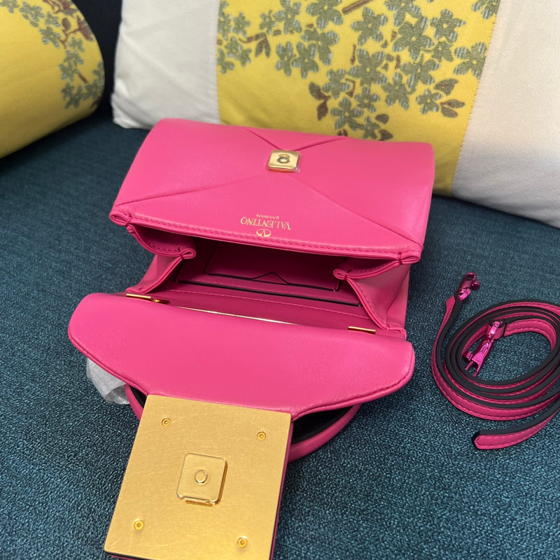 Amelia's Bag Gallery - VEL Bags - 413
